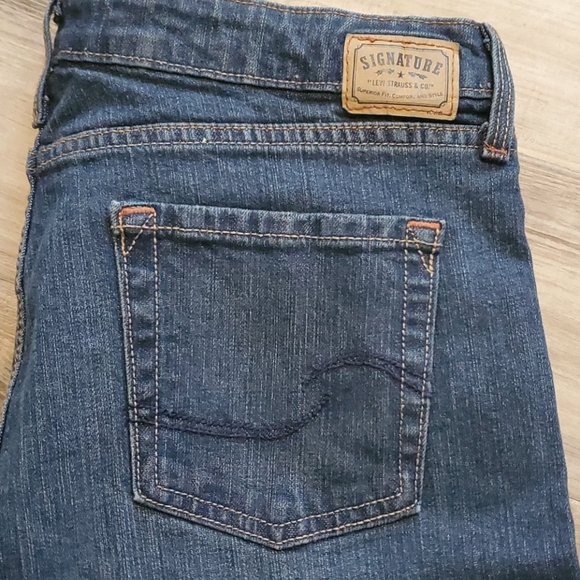 Signature Levi size 14 Blue Jeansmidrise boot cut - Picture 2 of 5